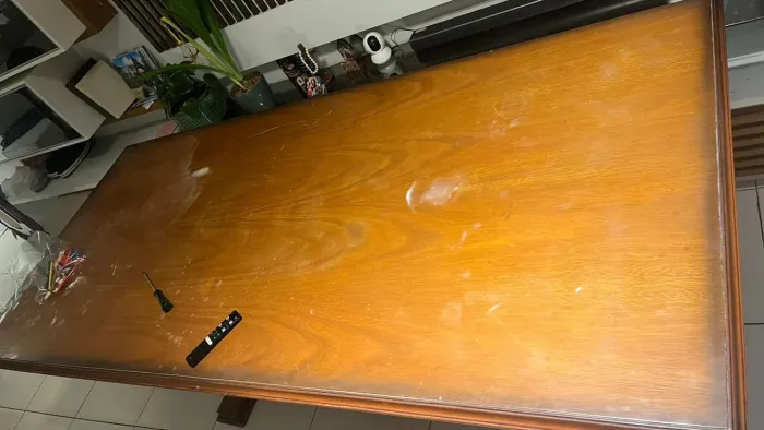 Mesa de cedro antiga 