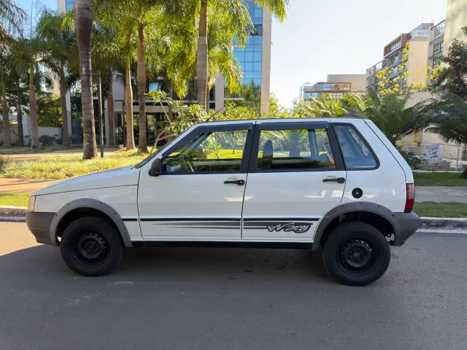 Fiat Uno Mille WAY Economy 1.0 F.flex 4P 2012