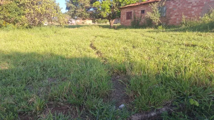 Lote Lago azul/jardim Regina