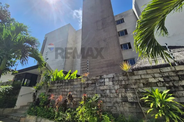 Apartamento de 165m² com 3 quartos a venda em Brisamar
