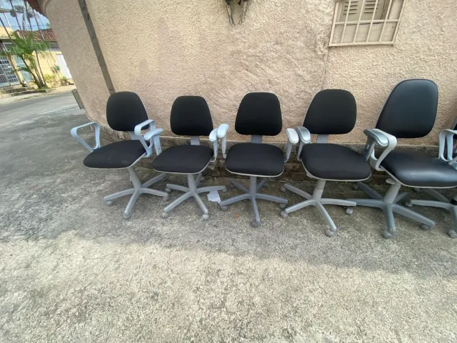 Cadeiras ergonômicas giratórias da FLEXFORM 