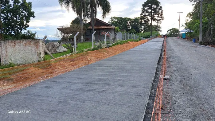 CHACARA EM MANDIRITUBA 
