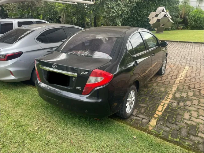 JAC J3 Turin Sedan Brasil 1.4 16V 4P Mec. 2012