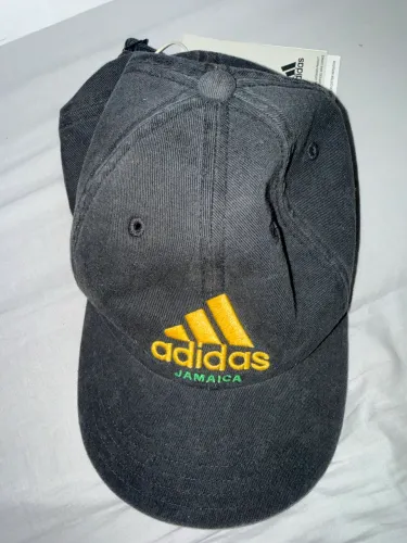 Boné Adidas Jamaica (Raro)