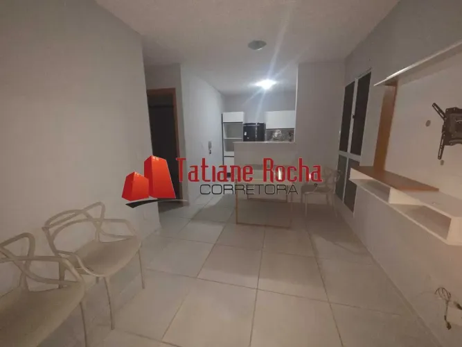 Alugo excelente apartamento semi mobiliado no Condomínio Palace Fraga Maia.