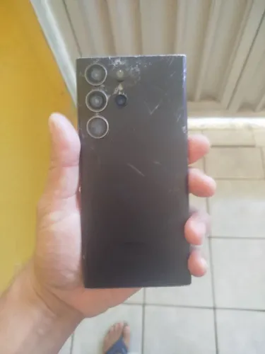 Samsung Galaxy S23 Ultra 512gb e 12 de RAM