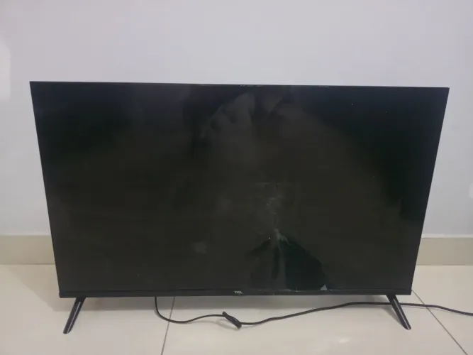 Tv TCL 32S5400AF TELA DANIFICADA