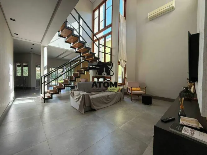 Casa à venda em condomínio de Alto Padrão