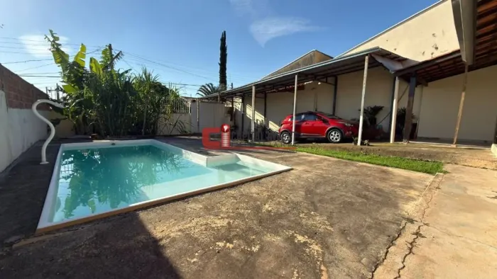 Casa com 3 dormitórios à venda, 136 m² por R$ 460.000 - Cruzeiro do Sul - Jaguariúna/SP