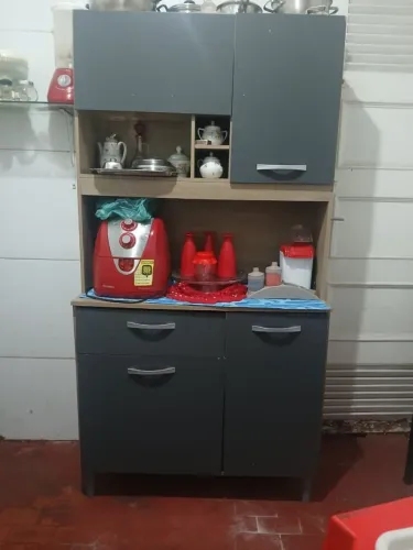 230 o armário, mais valor a negociar. Consulte valor dos outros móveis