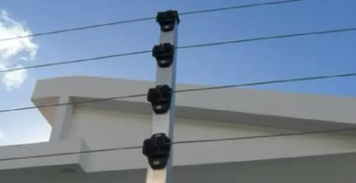 Cerca elétrica com 04 fios