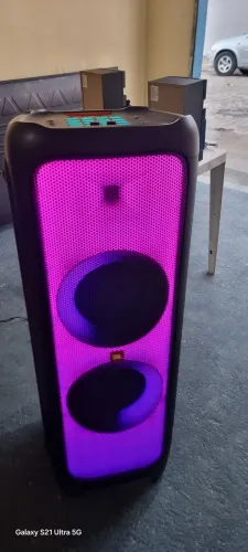 Caixa jbl partybox 1000