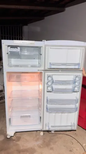 Geladeira frost free 