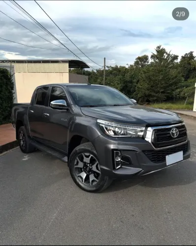 Toyota Hilux CD SRX 4X4 2.8 TDI 16V Diesel Aut. 2019