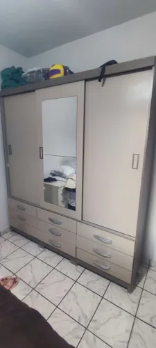 Guarda roupa casal