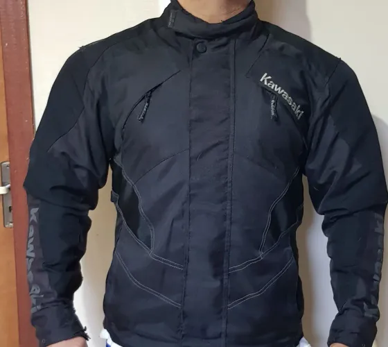 Jaqueta motociclista Kawasaki com forro reserva para usar no inverno