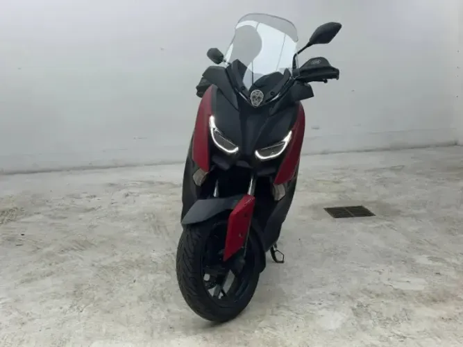 Yamaha XMax 250 ABS Darth Vader 2022