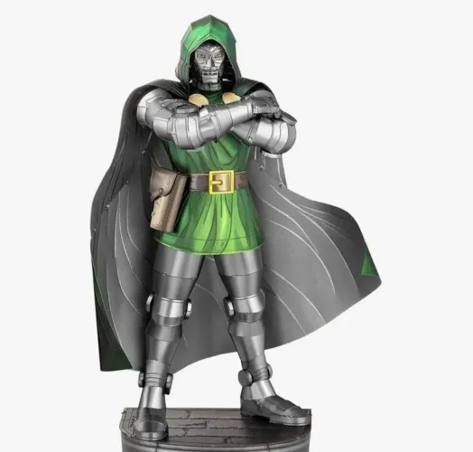 Doutor Doom - Figure Action de Metal para montar (Metal Earth)