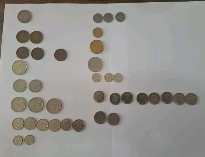 LOTE COM 36 MOEDAS ANTIGAS - EUROPA E ÁSIA - COLEÇÃO