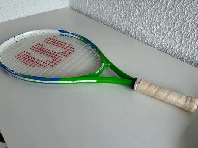 Raquete de Tênis - Wilson / modelo Slam Junior 