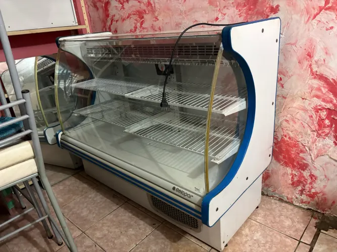 Balcão freezer grande 