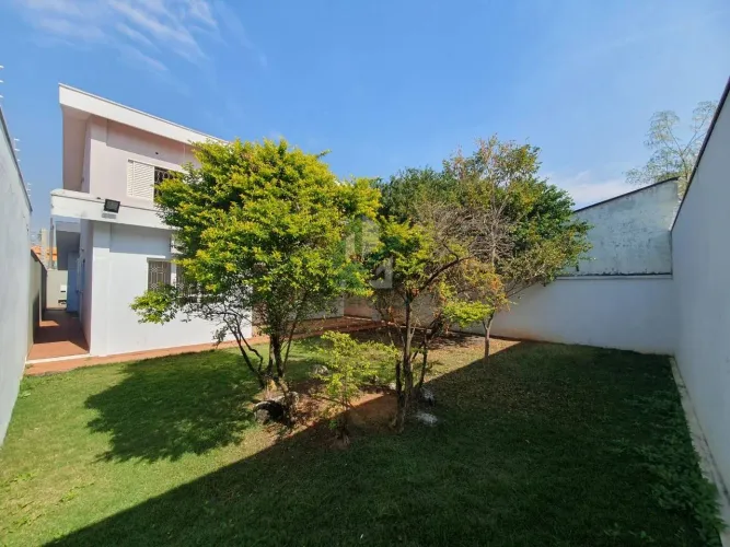 Casa com 3 dormitórios para alugar, 260 m² por R$ 3.515,33/mês - Desmembramento Furno - Mo