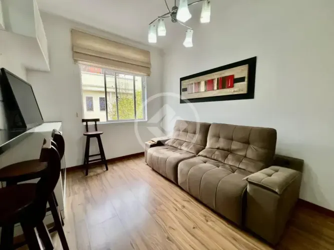 JS-Apartamento Mobiliado à venda no Centro de Florianópolis
