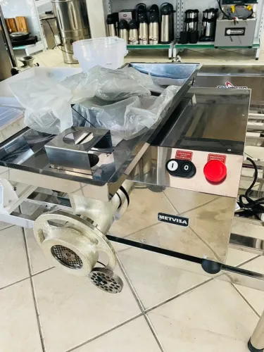 MB MOEDOR DE CARNE BOCA 10 - METVISA