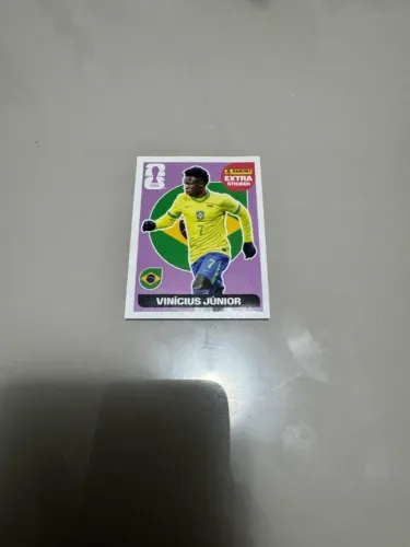 Figurinha Legend Copa 2026 Vinícius Júnior Bordô