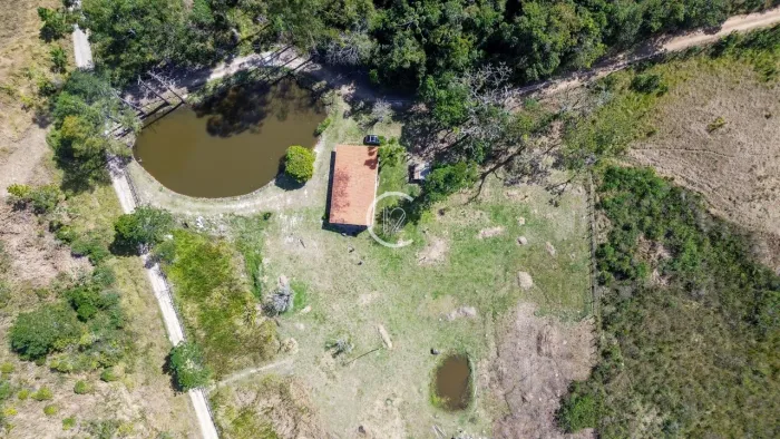 Chácara com 2 quartos à venda, 20.000 m² por R$ 800.000 - São Luiz do Paraitinga/SP