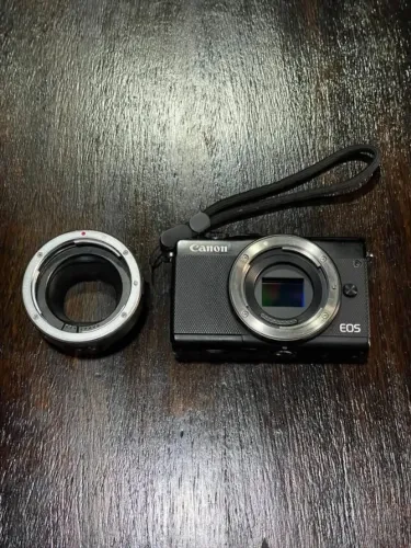 Câmera Canon M100 + Adaptador para Lentes EF