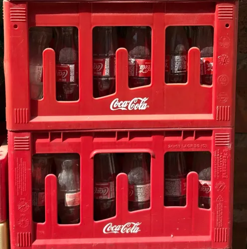 Vasilhame com casco de ks da coca cola