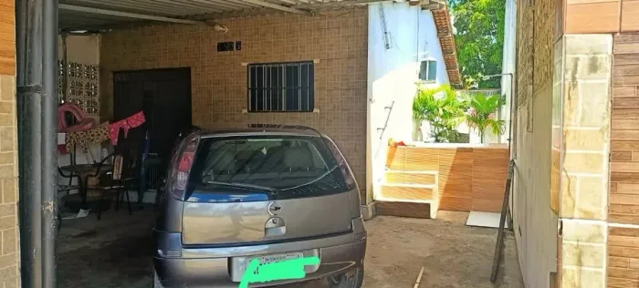 Casa com piscina no Heitel Santiago