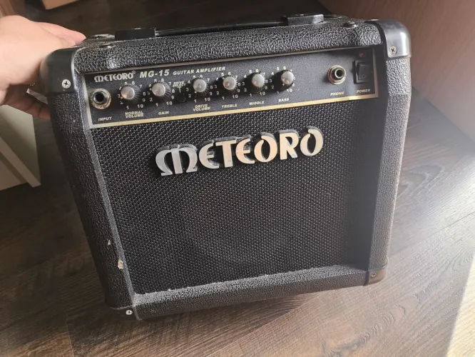 Amplificador Meteoro 30w