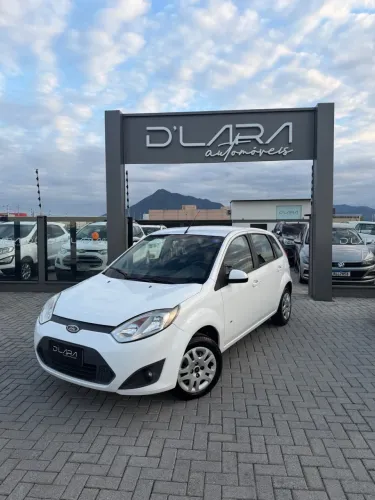 Ford Fiesta SE 1.6 8V Flex 5P 2014