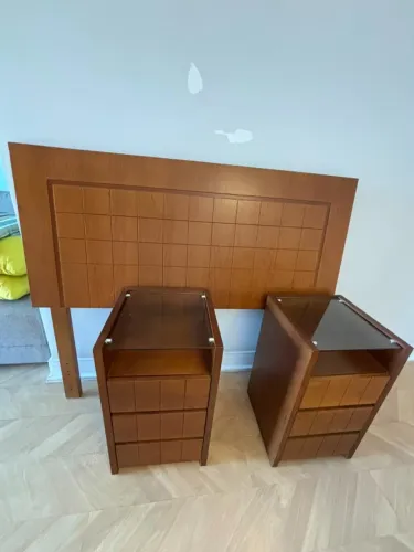 Cabeceira de Cama box Casal com 2 mesas criado mudo