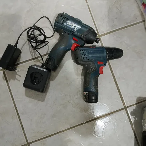 Martelete e parafusadeira
