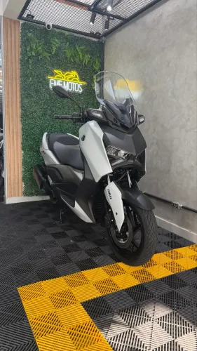 Xmax 250 2025 ABS connected - 6mil km