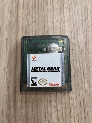 Metal Gear Solid Nintendo Game Boy Color - Jogo Original (gradiente)