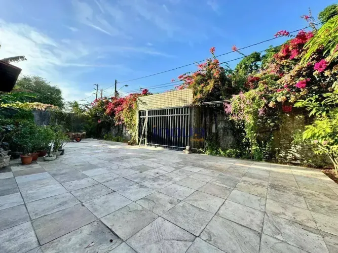 Casa com 4 dormitórios à venda por R$ 1.900.000,00 - Cidade dos Funcionários - Fortaleza/C