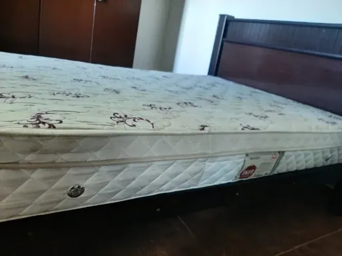 Colchão casal - densidade 20 cm - 1,90 m x 1,40 m x 20 cm