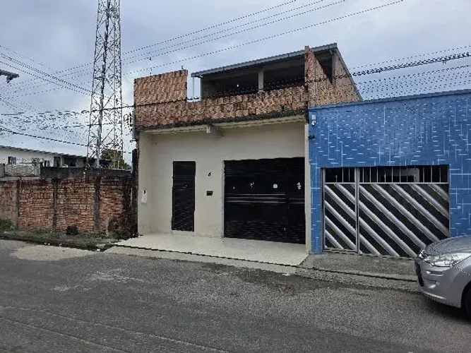 Casa no Tancredo Neves com 3 Quartos e 44m² - Área Privativa