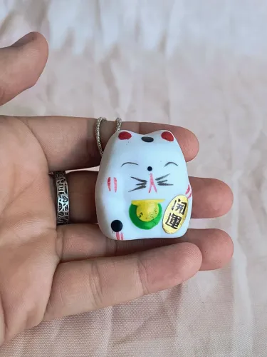 miniatura porcelana maneki neko escultura chinesa antigo antiquario decoração vintage arte