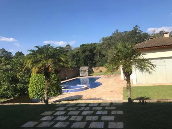 Casa condomínio à venda no Parque Dom Henrique - Cotia/SP .