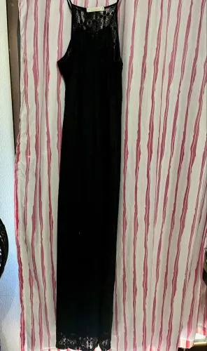 Vestido Longo Preto em Renda | Tamanho M | Aquamar