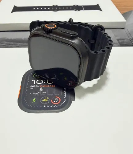 Apple Watch Ultra 2 black titanium