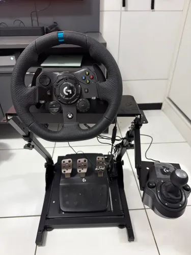 Volante Logitech G923 + cambio + cockpit ( versão xbox)