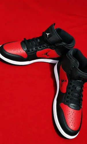 Tênis Air jordan acess court mid