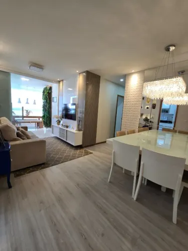 Imóvel para venda possui 110 metros quadrados com 3 quartos em Praia da Costa - Vila Velha