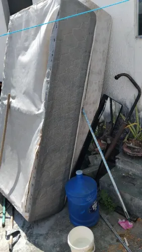 Doação de 3 camas para reformar